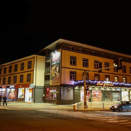Hotel Bulgaria Kŭrdzhali エクステリア 写真
