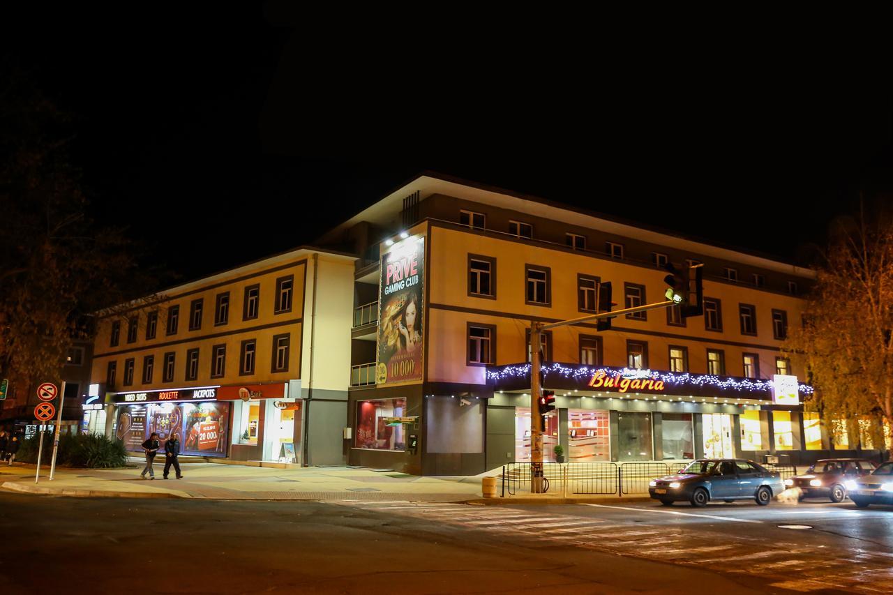 Hotel Bulgaria Kŭrdzhali エクステリア 写真