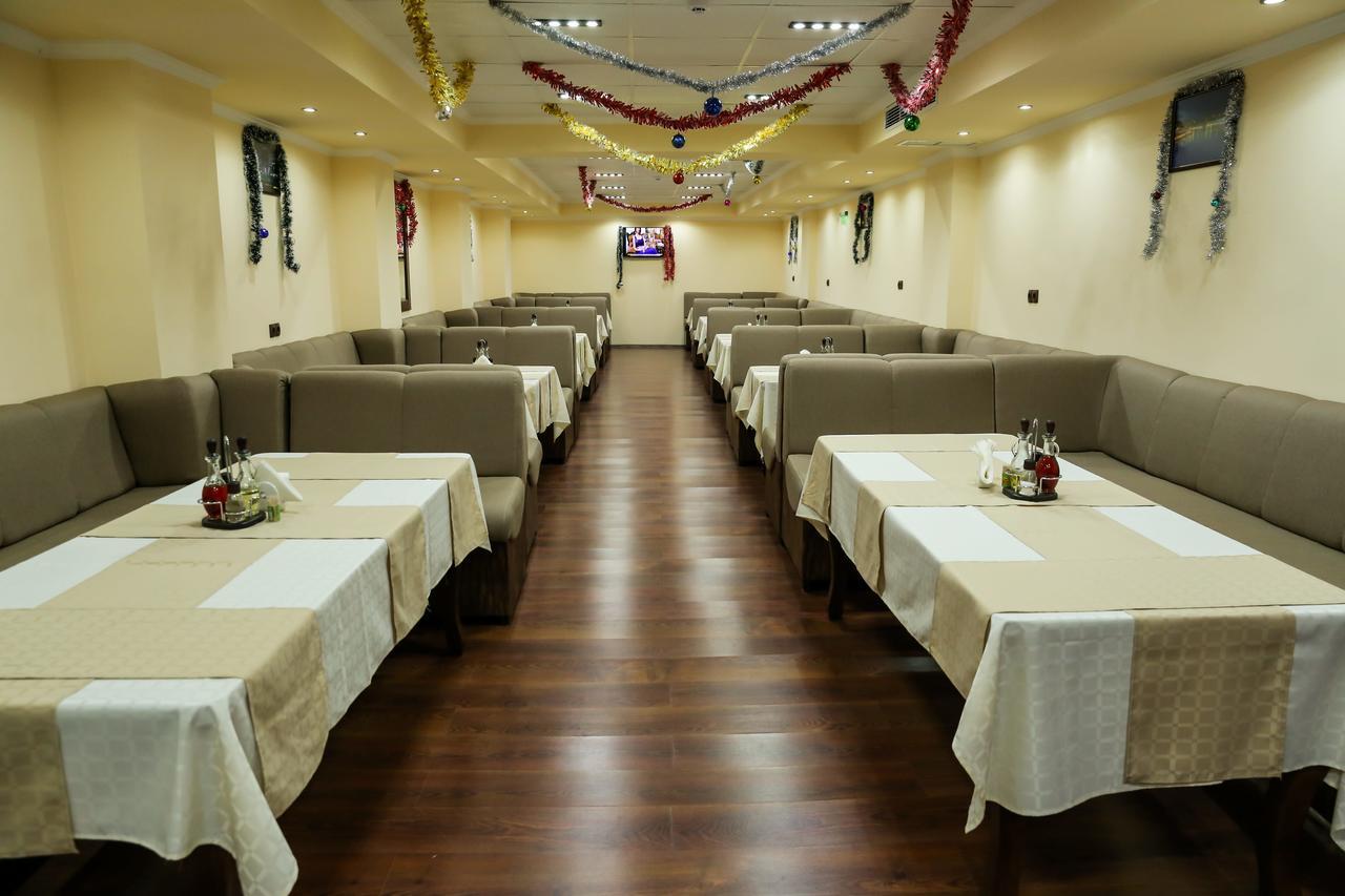 Hotel Bulgaria Kŭrdzhali エクステリア 写真